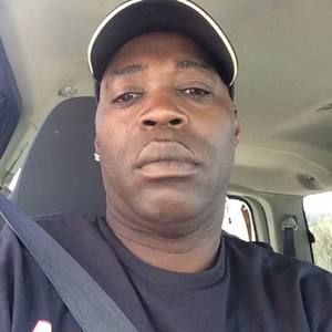 Meet your Posher, Maximo